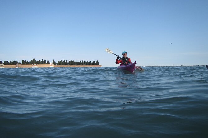 2 Hour Night Kayak Tour in Venice, premium experience with sunset - Sunset timing and the premium feel