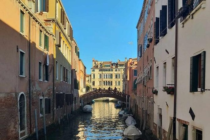 2-hour Venice Guided Walking Tour with Gondola ride - San Giacomo di Rialto and Venice’s oldest traditions