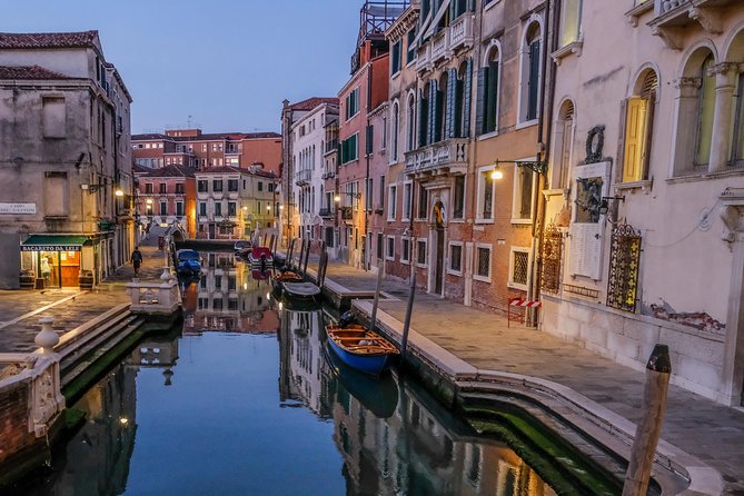 3 Hours Private Original Venice Photo Walk - Starting beside the Rialto market area