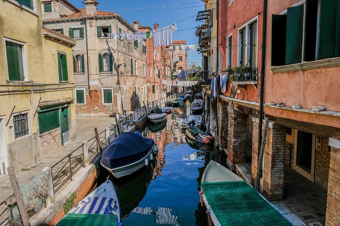 3 Hours Private Original Venice Photo Walk - Local craft and working Venice