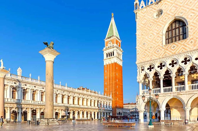 4-Hour Venice guided walking tour with Doge's Palace & St Mark's Basilica - The guides and the audio equipment