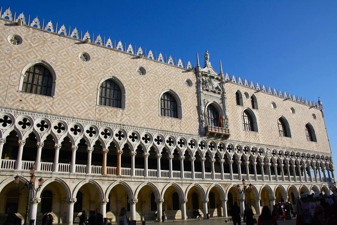 Accessible Venice Tour With Wheelchair Including Doge Palace & St Mark Basilica - Rialto Bridge, markets, and the end of the tour