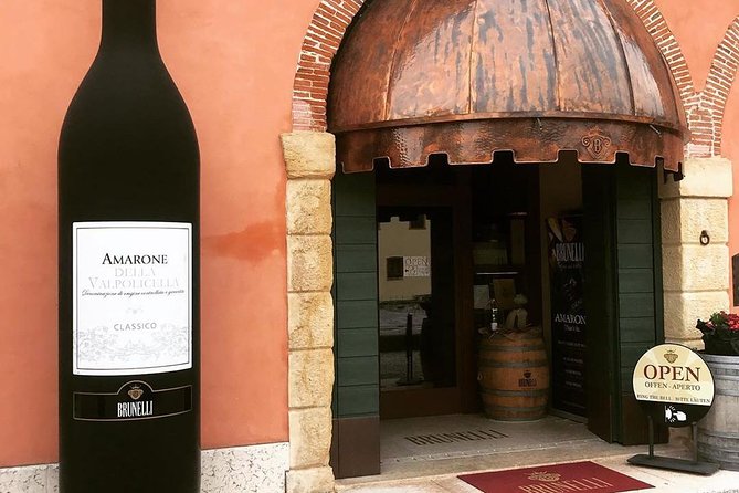 Amarone & Soave Wine Tour with Sommelier – Visit Verona - Soave with a family producer
