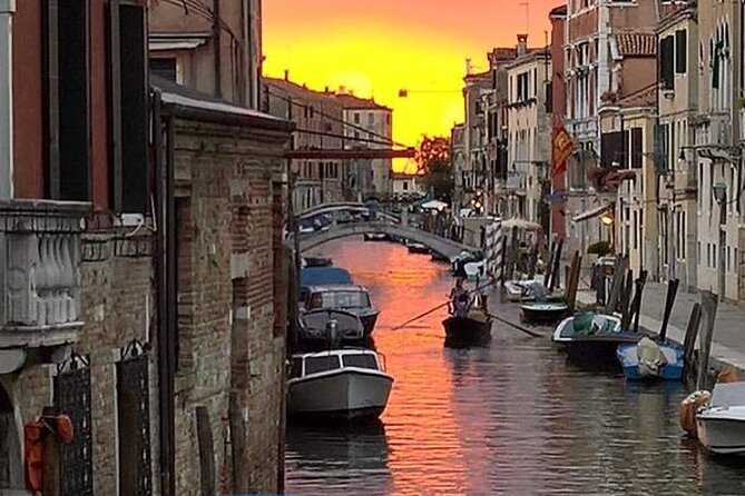 Aperitif at sunset in the Venice lagoon on a private boat. - Meeting Pierangelo at Fondamente Nove