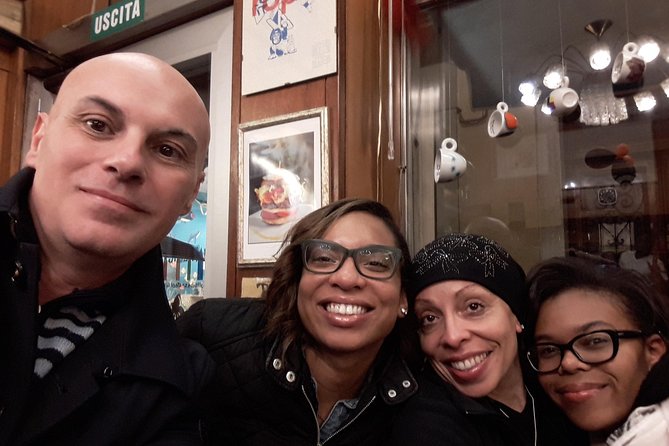 Bacaro Tour : Walk, eat and drink in Venice - Three bacari, three small tastes