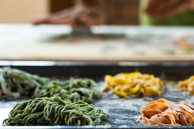 Bardolino: Garda Lake Pasta Cooking Class at the Agritourism - Why the small group matters