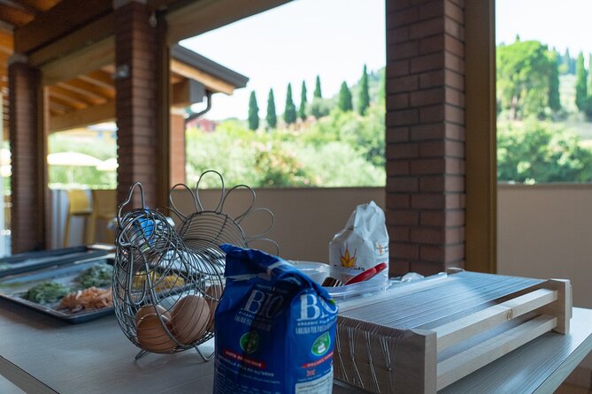 Bardolino: Garda Lake Pasta Cooking Class at the Agritourism - The agritourism setting and wine pairing