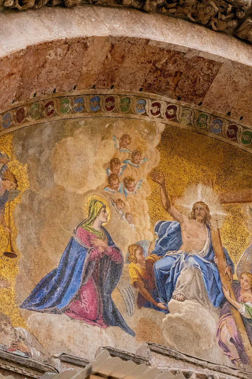Basilica and Doge's Palace tour with Lunch & Murano - St. Mark’s Basilica and its golden mosaics