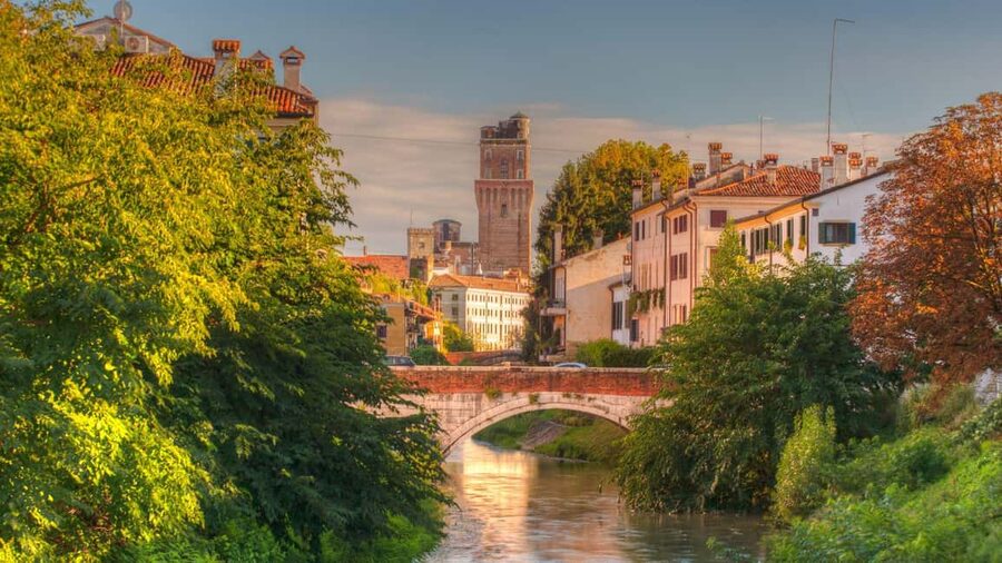 Best of Padova: Private Walking Tour with a Local - What the private format changes