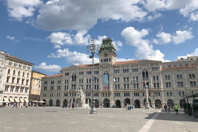Best of Trieste Guided Walking Tour - The Arco di Riccardo makes Roman Trieste visible