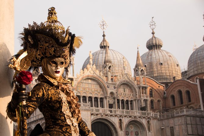 Best of Venice in 3 hours - The Bridge of Sighs and its prison connection