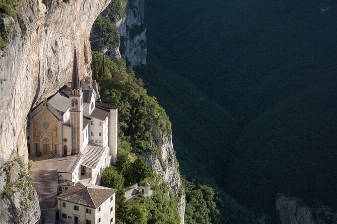 Between heaven and earth: Sanctuary of Madonna della Corona - Key points to know before you book