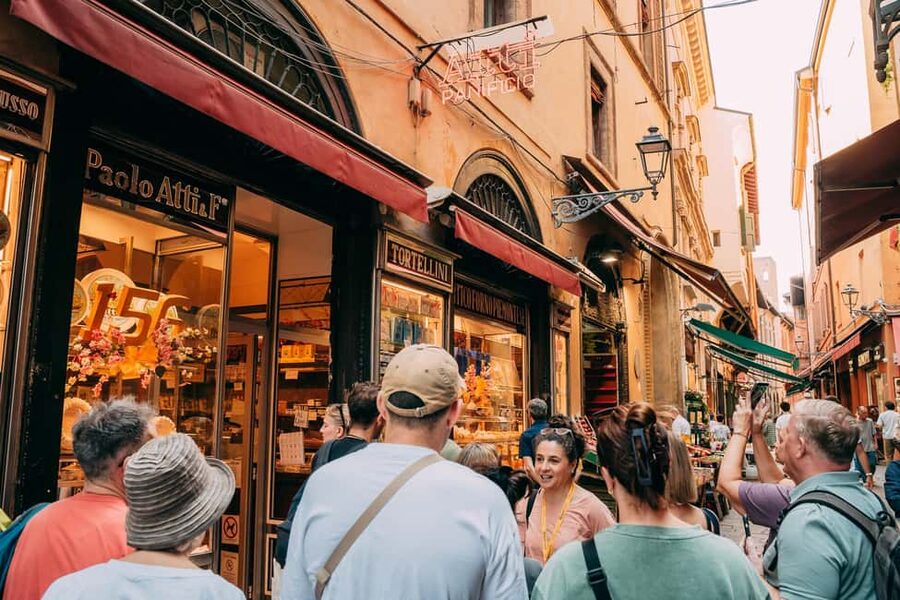 Bologna Walking tour with Tower Sky View and Archiginnasio - Key points to know before booking