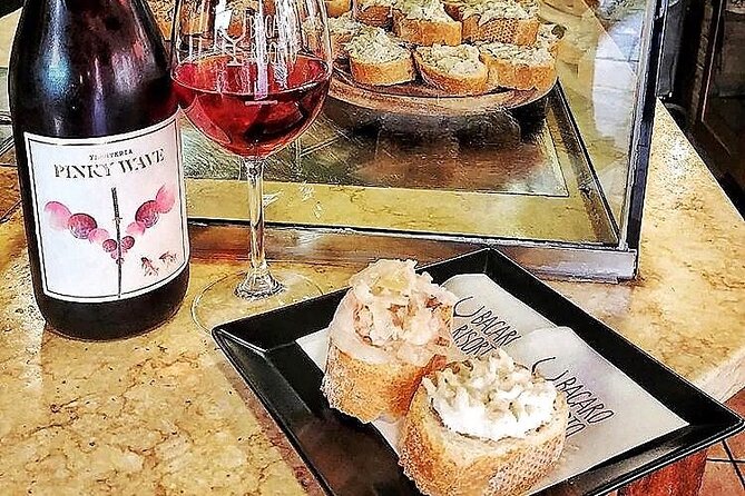 Brunetti's Venice: A Culinary Journey Through Leon's Mysteries - Rialto Market and fried fish with Prosecco