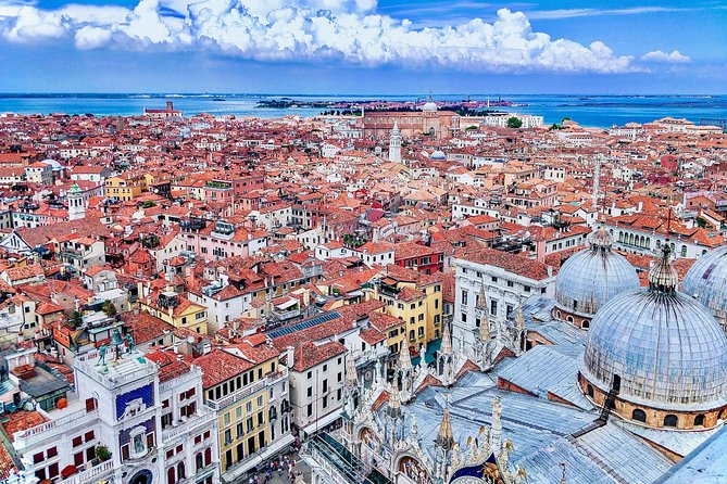 Byzantine Venice Walking Tour & Saint Mark's Basilica - What this Venice tour is really offering