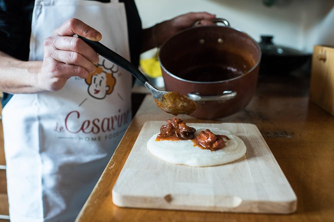 Cesarine: Home Cooking Class and Meal with a Local in Venice - Finding the home near Rialto