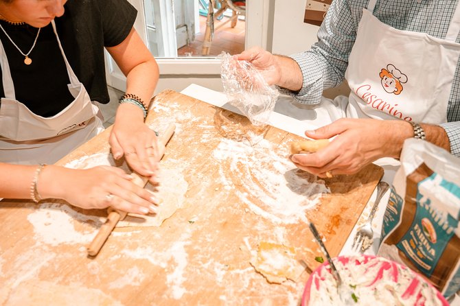 Cesarine: Home Cooking Class and Meal with a Local in Venice - Small kitchen realities and comfort concerns