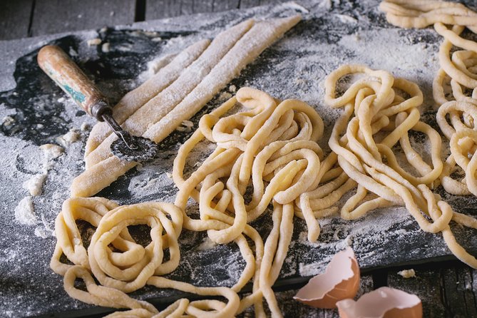 Cesarine: Private Pasta and Tiramisu Class in a Local Venice Home - Regional pasta with a Venetian accent