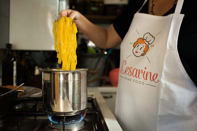 Cesarine: Small group Pasta and Tiramisu class in Padua - Meeting Catia or another Cesarine host