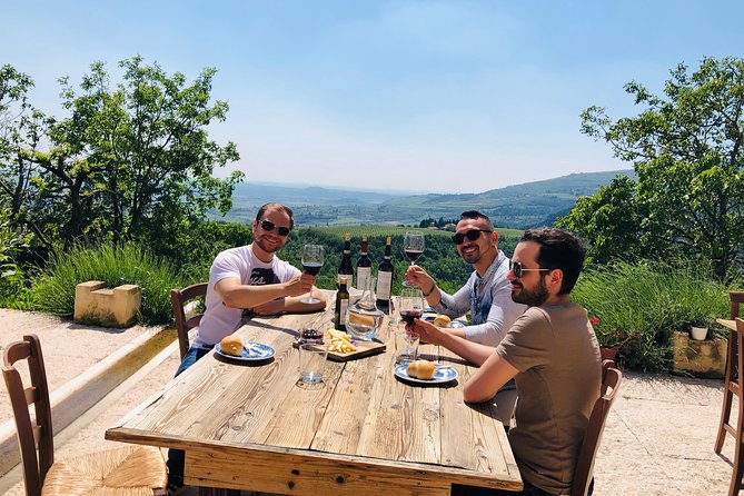Champagne Experience at a Boutique Winery - Food pairings that make the glasses matter
