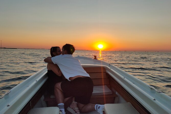 Chioggia: Sunset boat Tour in the Venetian Lagoon - Why sunset works so well in Chioggia