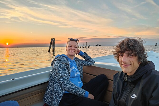 Chioggia: Sunset boat Tour in the Venetian Lagoon - Practical tips for a smoother evening