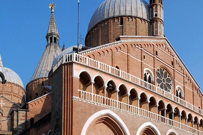 City Sightseeing Padua Hop-On Hop-Off Bus Tour - Stop 1: Piazza del Santo and the Basilica of St. Anthony
