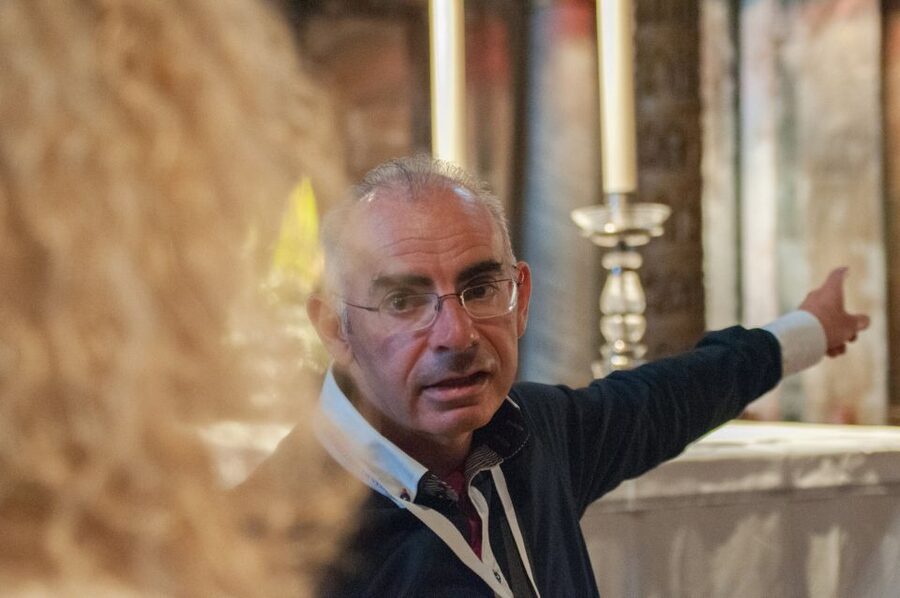 Classic Venice: 2-Hour Walking Tour with Basilica Entry - Practical booking advice for the Basilica visit