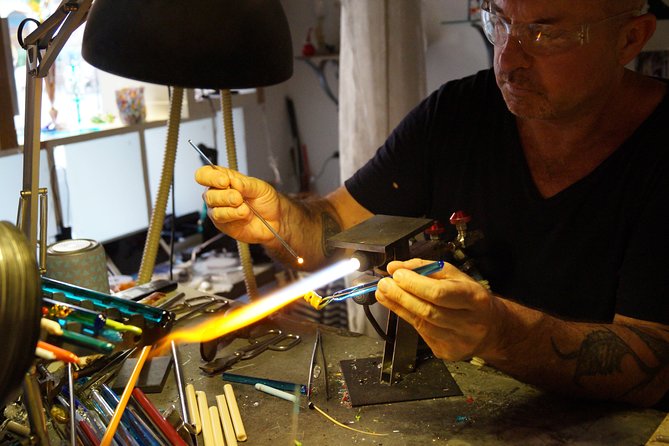 Create your Glass Artwork: Private Lesson with Local Artisan in Venice - A hands-on introduction to Venice glassmaking