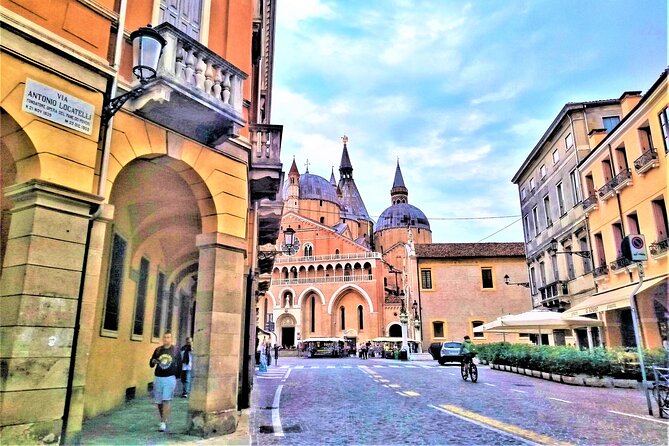 DA Venezia : Experience Padua like a local - Caffè Pedrocchi adds a taste of local tradition