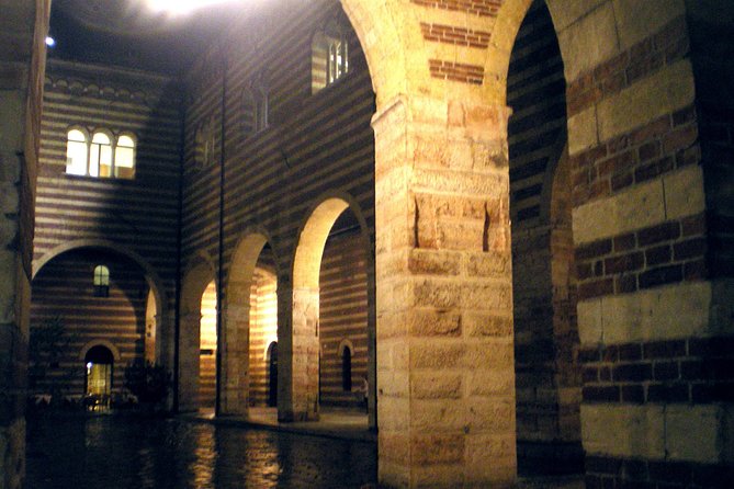 Dark Historical Verona Walking Tour - What the guides do best