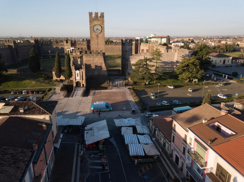 Discover the old market and make fresh pasta - Starting beside Villafranca’s Scaliger Castle