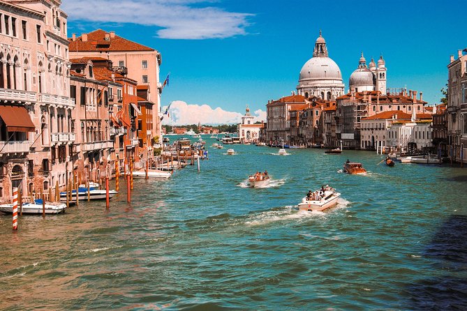 Discover Venice’s most Photogenic Spots with a Local - Scala del Bovolo and Palazzo Contarini del Bovolo