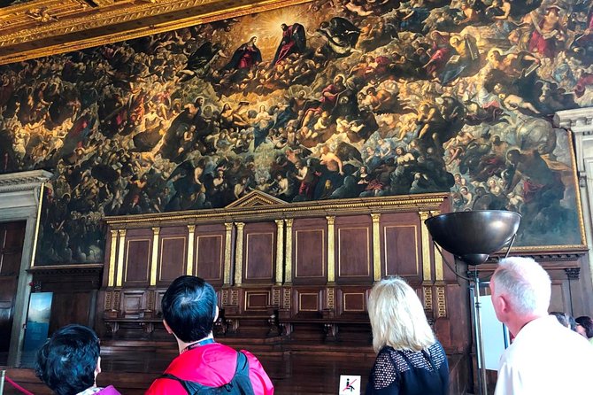 Doge's Palace Guided Tour - Reading the palace paintings