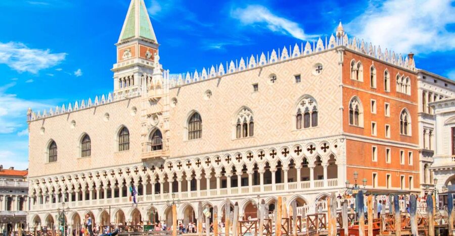 Doge's Palace Skip-the-Line Guided Tour - Finding the Meeting Point Near Museo Correr