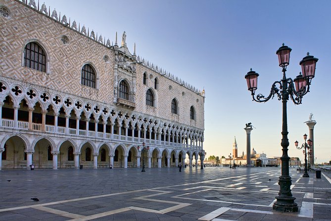 Doge's Palace & St. Mark's Basilica skip-the-line guided tour - Doge’s Palace: Venice’s seat of power