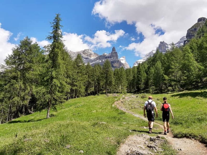 Dolomites of Bolzano: Hiking Experience with a local Guide - Why this private Dolomites hike is different