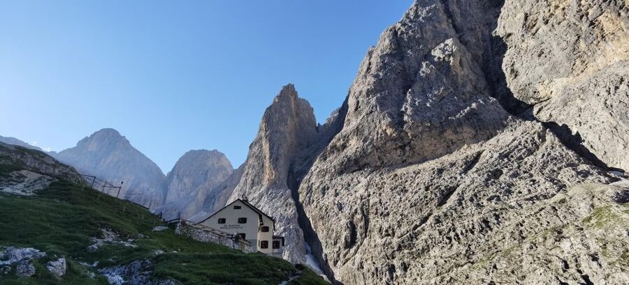 Dolomites of Bolzano: Hiking Experience with a local Guide - Five hours of walking, with room to stop