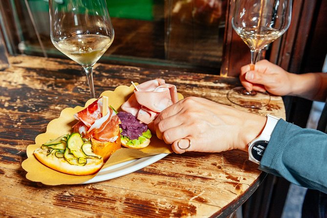 Drinks & Bites in Verona Private Tour - Booking details that matter