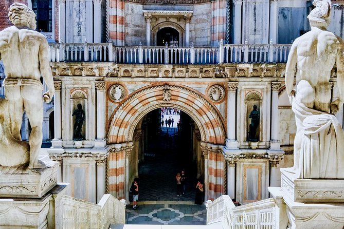 Ducal Venice, Historical Walking Tour & Skip the line Doge's Palace - The prison cells and the Bridge of Sighs