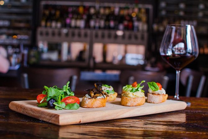 Eat, Drink and Repeat: Wine and Food Tasting Tour in Venice - A progressive dinner near Rialto
