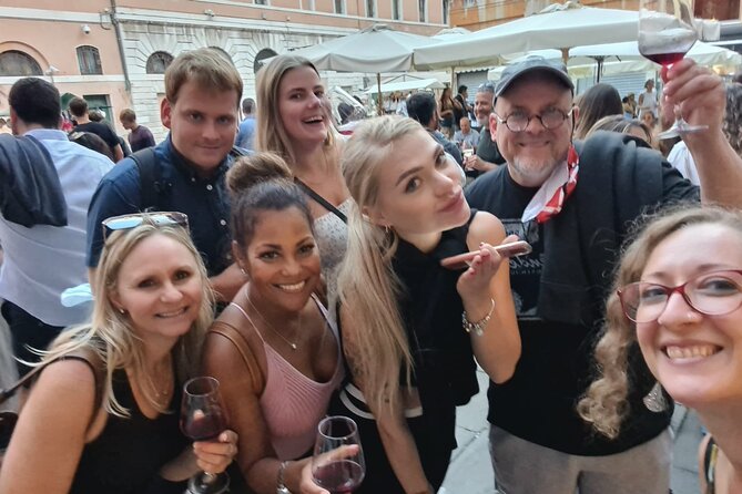 Eat, Drink and Repeat: Wine and Food Tasting Tour in Venice - The streets between the food stops