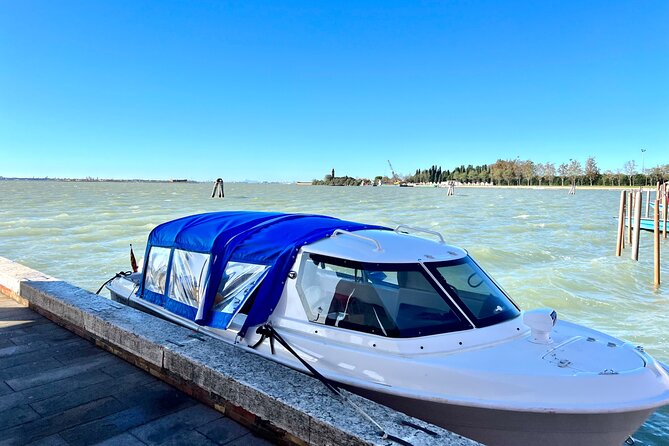 Exclusive Boat Tour Murano Burano torcello with Real Local Guide - Murano glass: production before shopping
