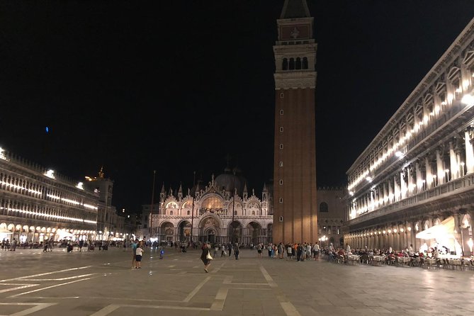 Exclusive Private Tour of Saint Mark's Basilica After Hours - The Guides Make the Short Visit Work