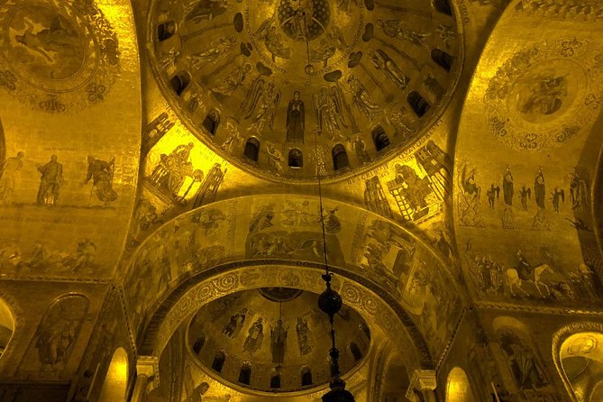 Exclusive Private Tour of Saint Mark's Basilica After Hours - Entering the Basilica After Closing