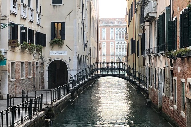 Exclusive Venice & Murano (4hrs ) private and Customizable tour - Crossing to Murano by private boat