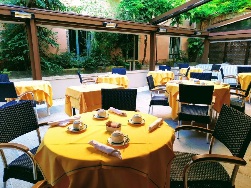 Four-course Food & Wine Pairing Elegant Dinner in Venice - Practical details that can make or break the evening