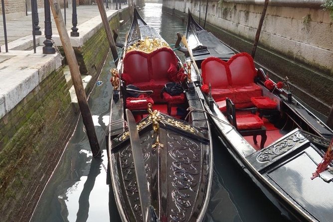FriendInVenice: Experience the True Venice with a Private Tour - Who will enjoy this walk most