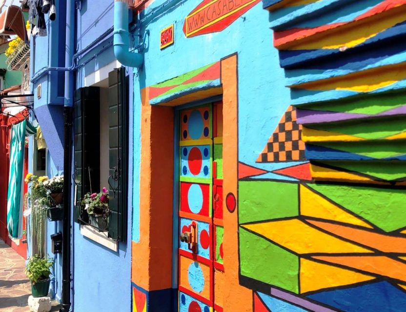 From Jesolo: Day Trip to Murano, Burano, and Torcello - How guided is the experience?