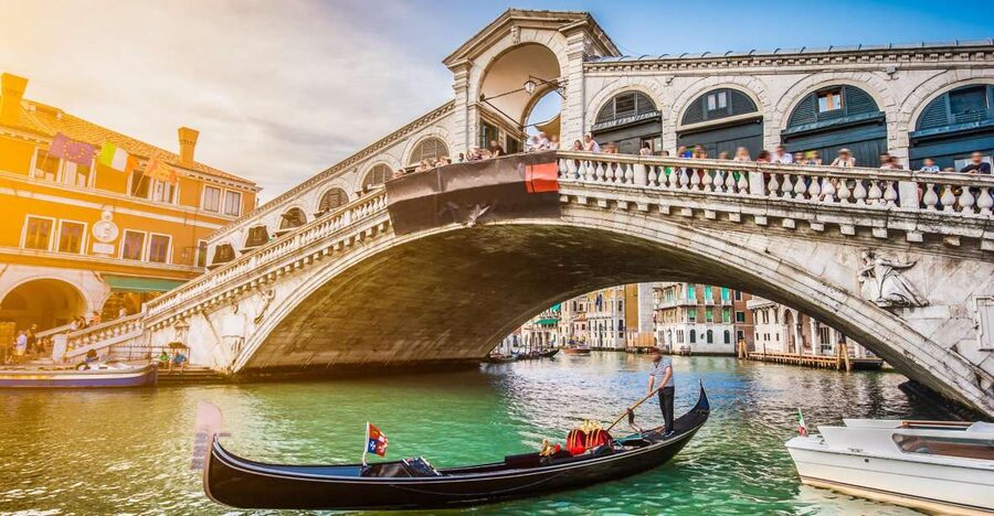 From Lake Garda: Full-Day Guided Group Tour of Venice - Key points to know before booking
